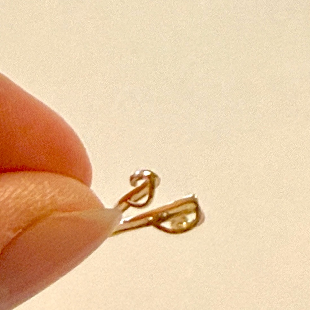 18k Solid Gold Initial 'K' Pendant - image 5